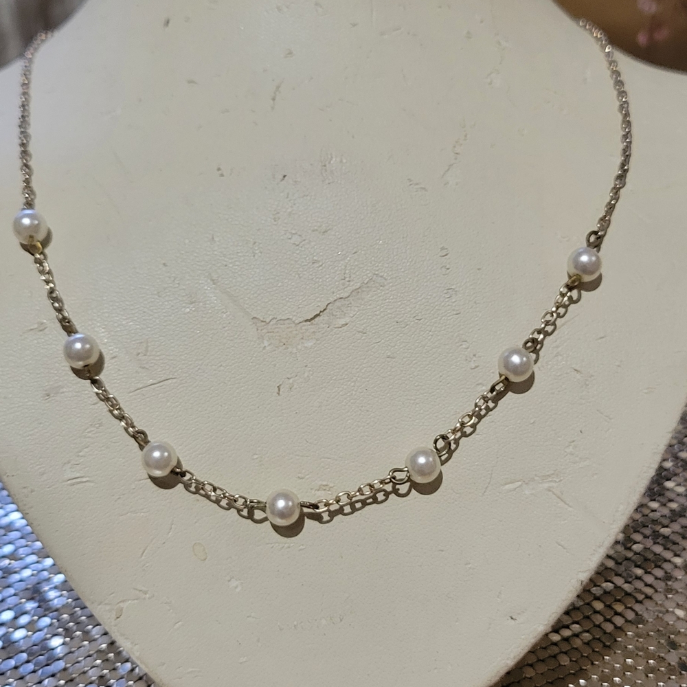 Vintage Pearl Necklace 21"